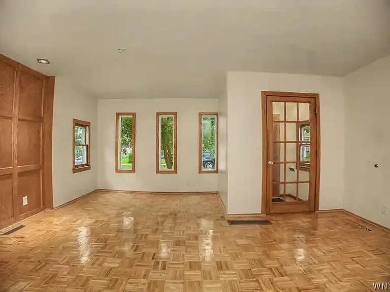 31 Riverside Ave — Photo 14