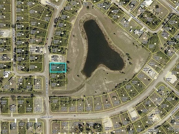 2nd image of 385 McArthur Blvd