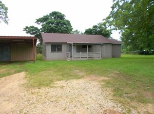 1213 W Houston Ave, Crockett, TX 75835
