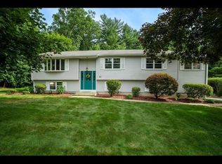 22 Blacksmith Rd, Wilbraham, MA 01095