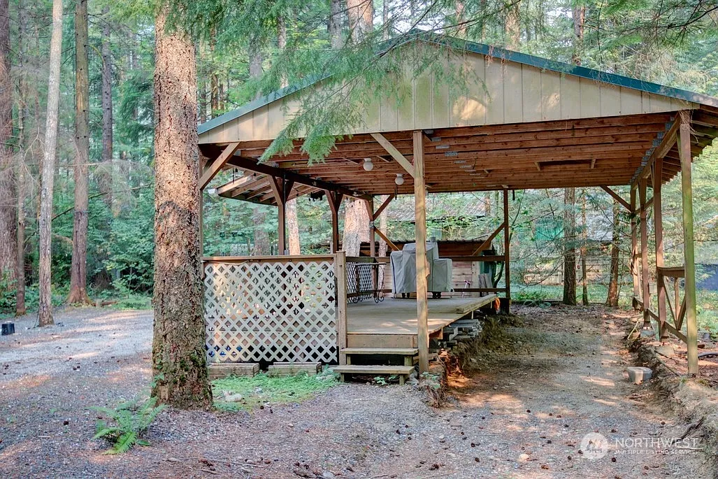 1032 Exit Road photo 1
