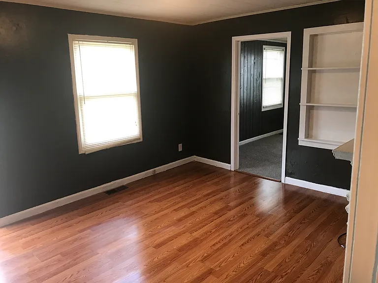 51 Pelham Hts — Photo 4