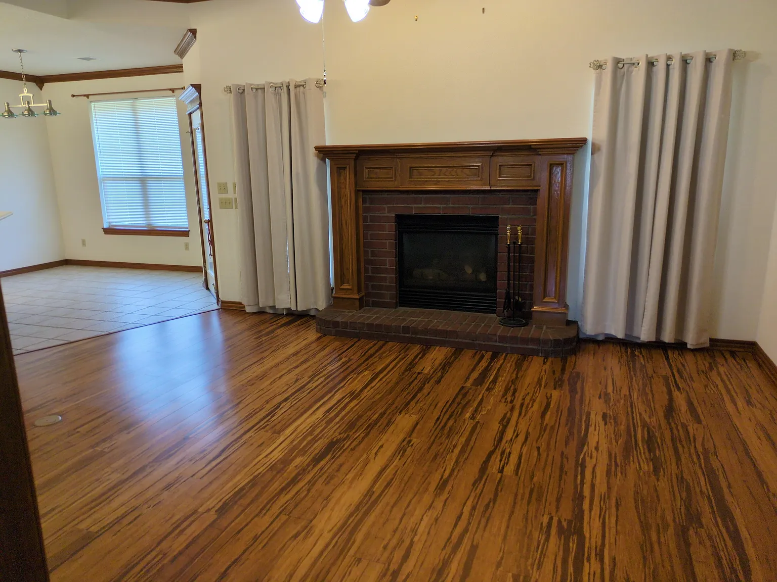 3 bed, 1602 sqft, $1,925 — Photo 3