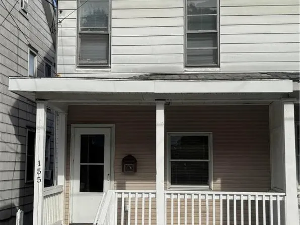 155 E High St, Coaldale, PA 18218