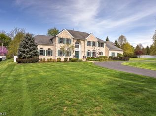 5 Heritage Ct, Branchburg, NJ 08876