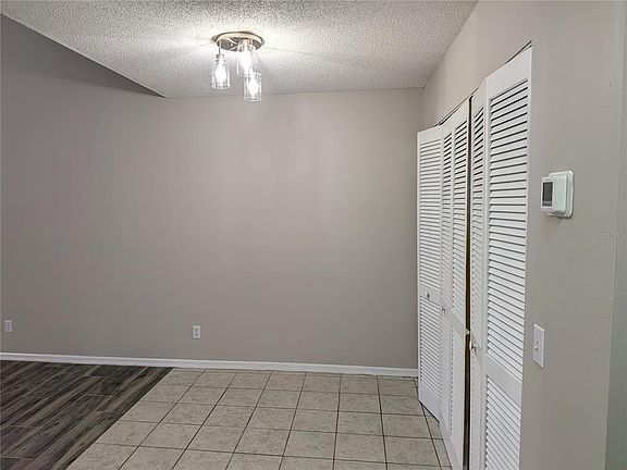 4th image of 1020 Howell Ave #A7