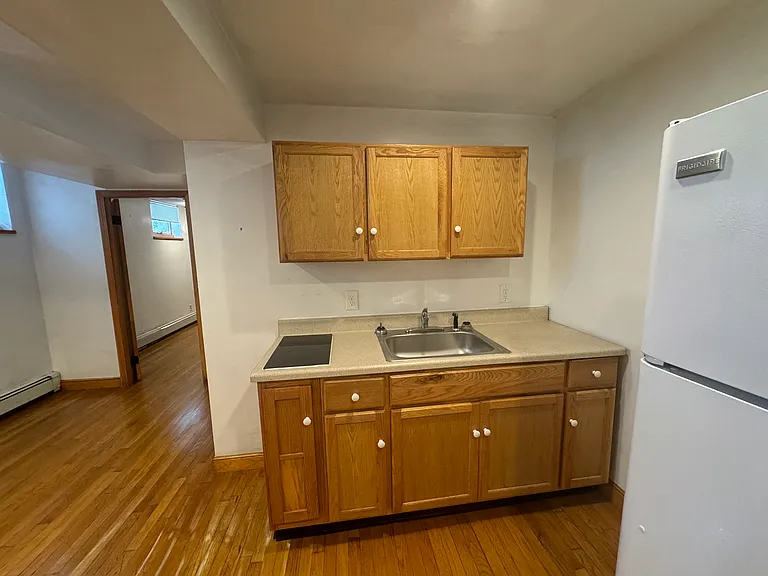 86 Chestnut St — Photo 4