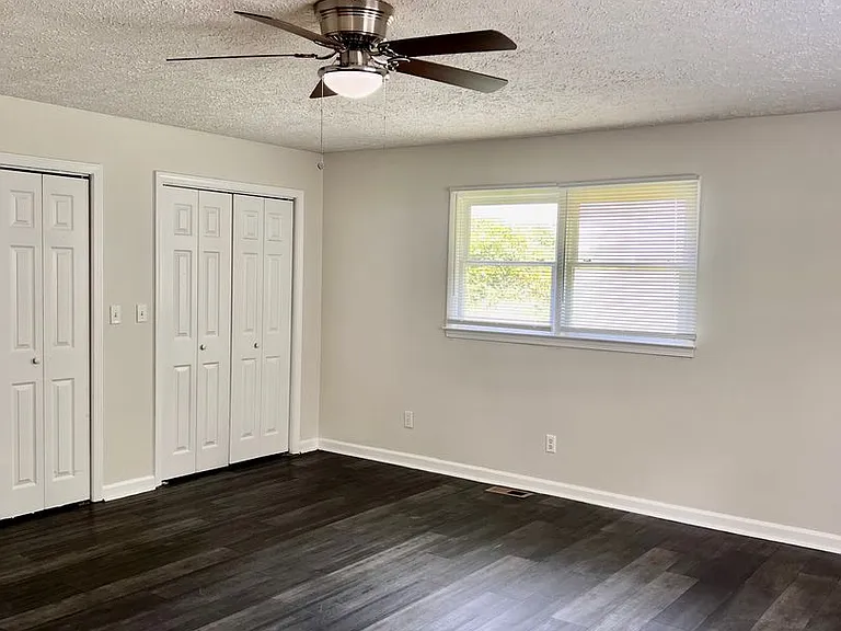 1438 Franklin St — Photo 15