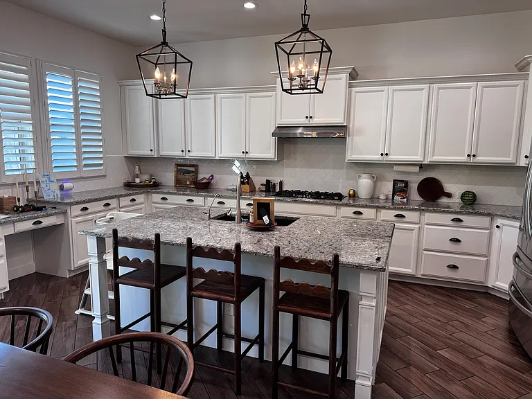 3056 E Appaloosa Rd — Photo 3