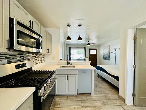 Floor plan 59 N Euclid