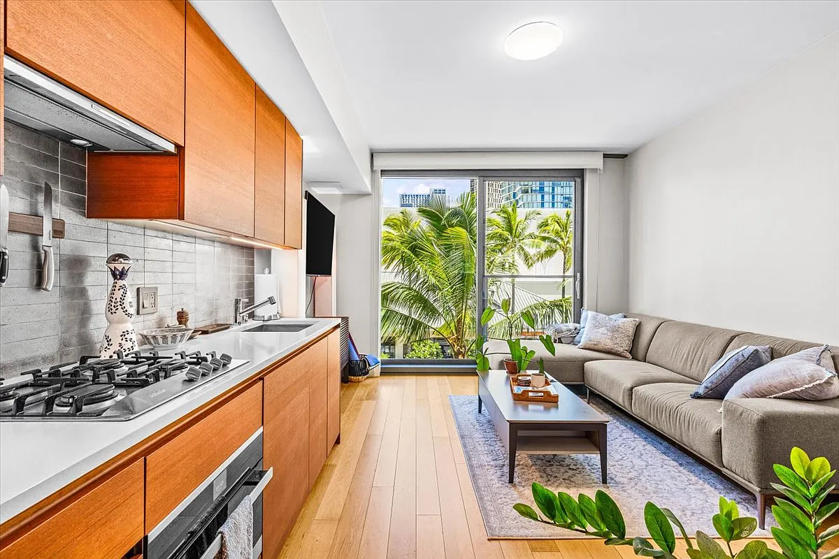 Studio, 443 sqft, $3,500 — Photo 2