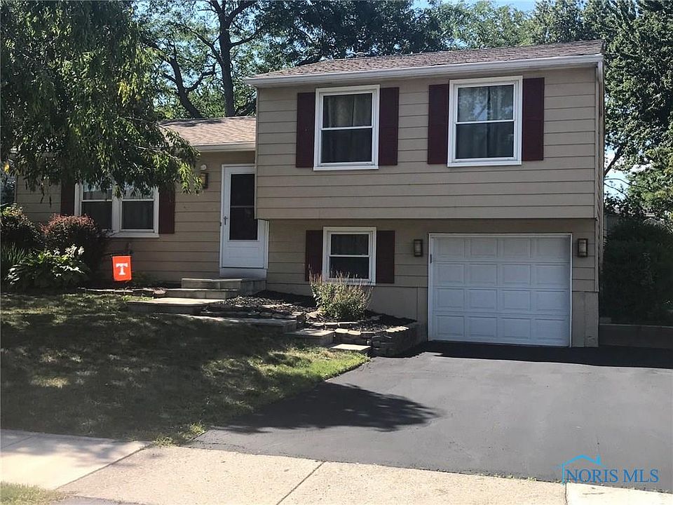 1st image of 240 Edgewood Dr
