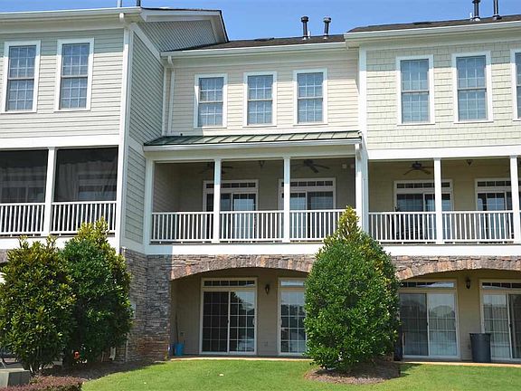 2nd image of 175 Lakeview Dr APT 106