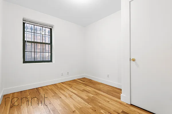 Rented by Rennit Inc. | media 32