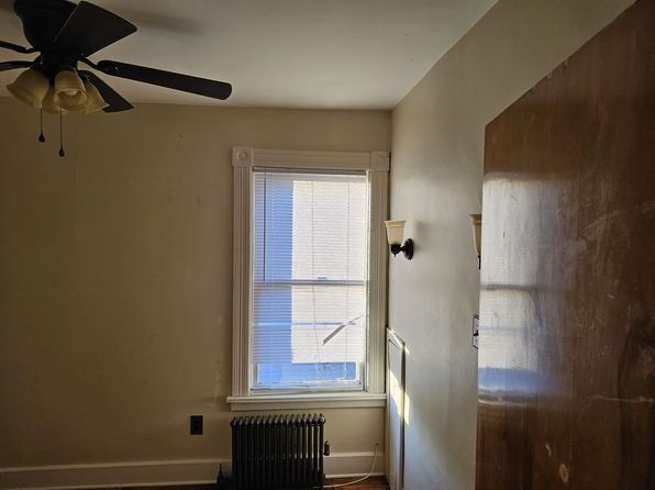 810 Gerling St FLOOR 2