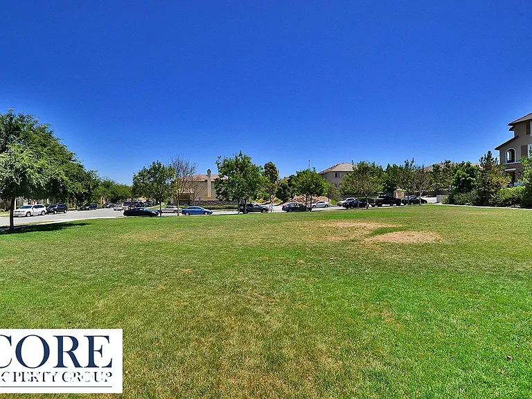 1444 Canvas Dr #3 — Photo 38