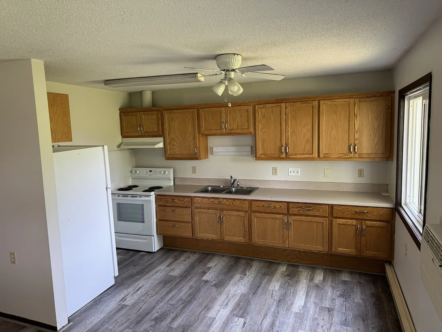 365 Baldwin Ave NW — Photo 3