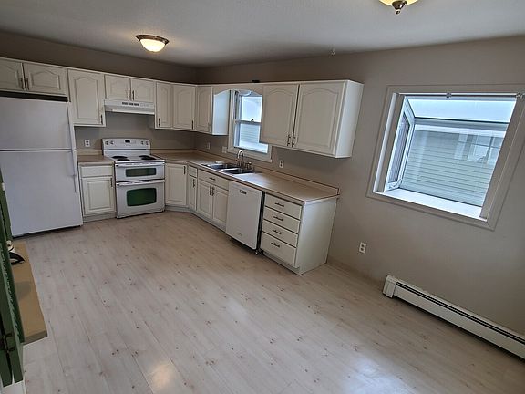 2nd image of 519 7th Ave E APT 2
