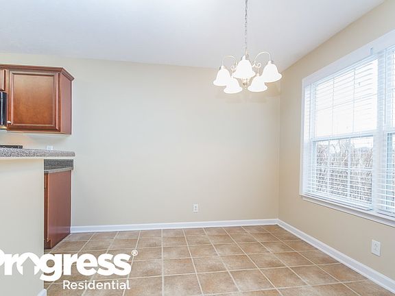 3rd image of 1315 Ballater Dr