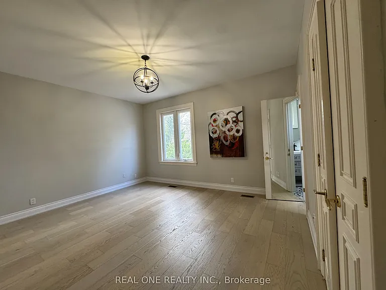 48 Johnson St — Photo 17