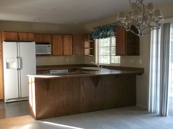 2nd image of 272 Chaparral St SE