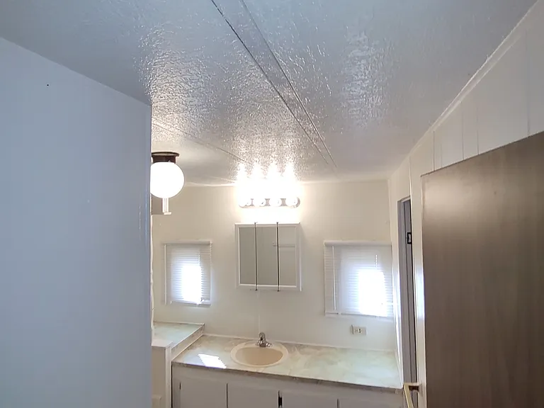 8674 Doris St — Photo 10