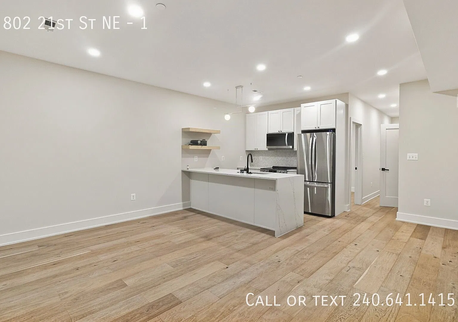 802 21st St NE — Photo 3