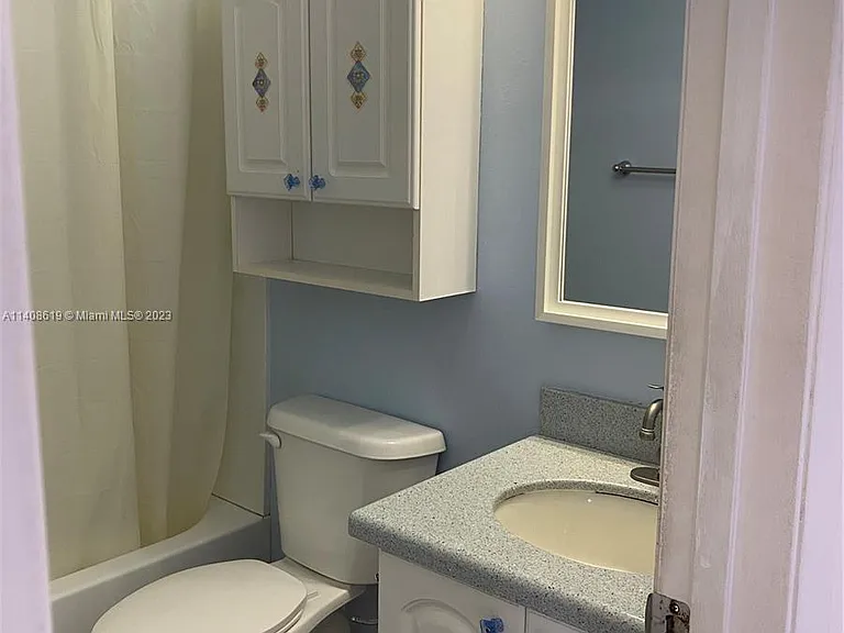 6022 SW 133rd Ct — Photo 12