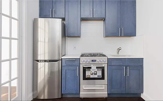 Rented by Compass | media 13