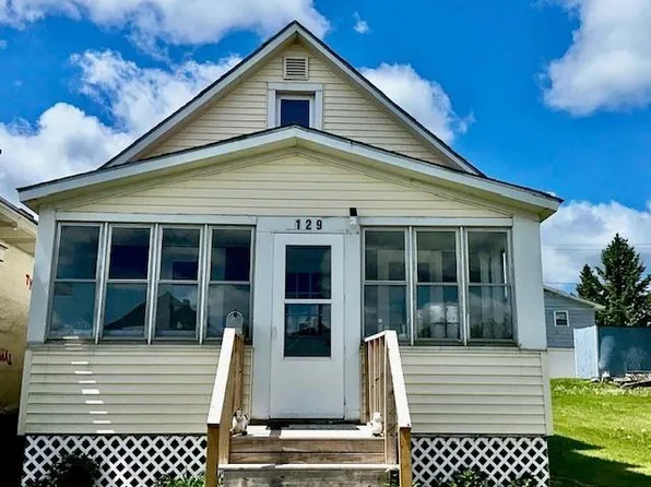 129 3rd St, Nashwauk, MN 55769