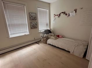 22 Irving St APT 2, Boston, MA 02114