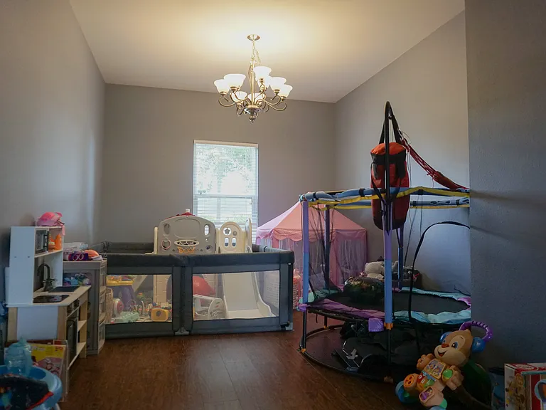 212 Ladue Ave — Photo 17
