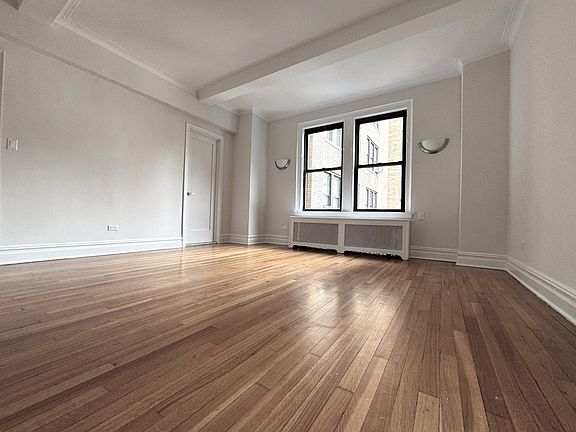 4th image of 360 E 55th St APT 6H