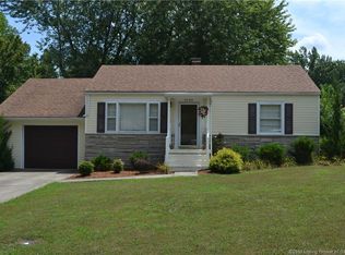 2720 Colonial Dr, New Albany, IN 47150