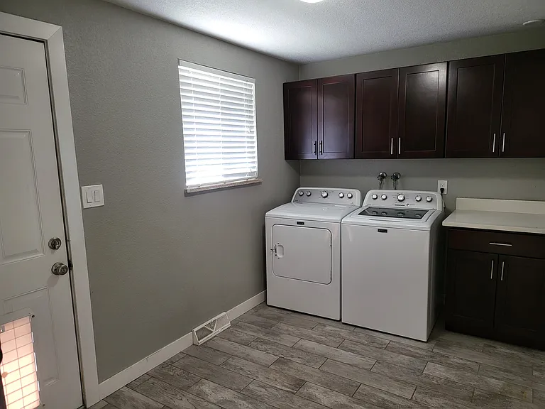 317 Ingalls St — Photo 12