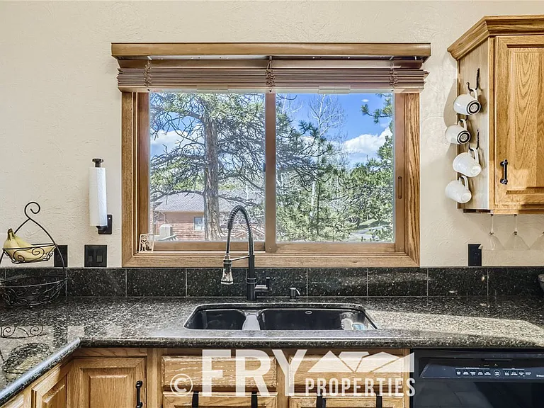 25875 Buffalo Ln — Photo 18