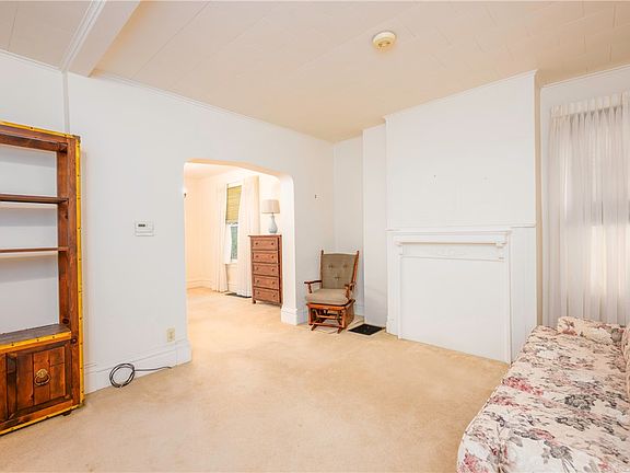4th image of 231 Amy Ave