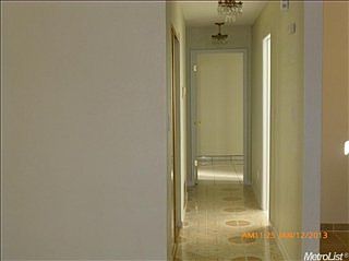 5th image of 2204 Cambria Dr