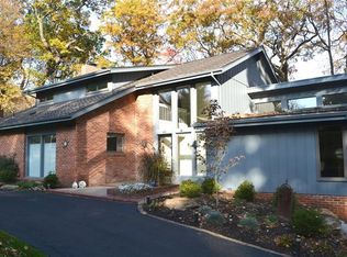 140 Riding Trail Ln, Pittsburgh, PA 15215