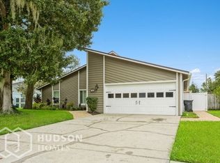 725 Sandy Creek Dr, Brandon, FL 33511