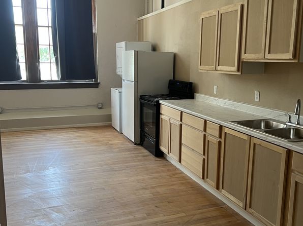 411 Clayton St #15
