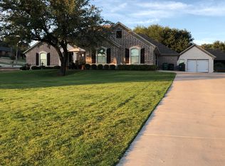3901 Homestead Ct, Granbury, TX 76049