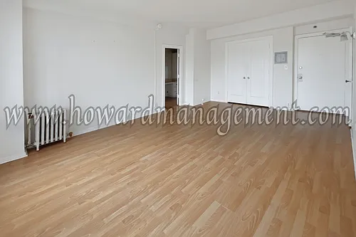 Floor plan 303
