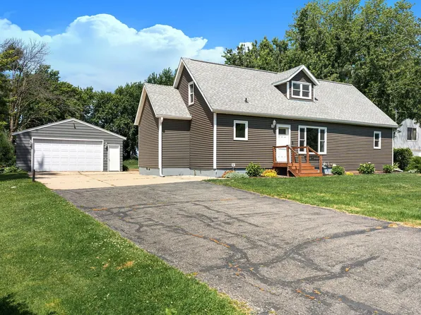 22341 570th Ave, Austin, MN 55912