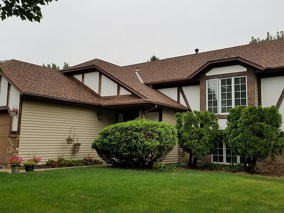 3rd image of 2831 McKinley Dr