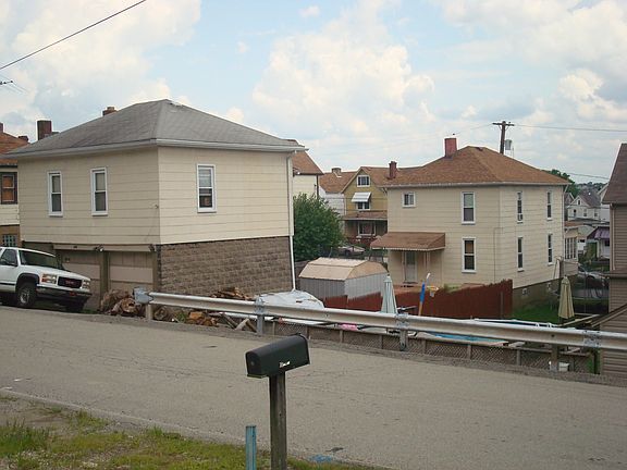Picture rear & front houses