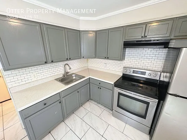 550 N Paxon St — Photo 13
