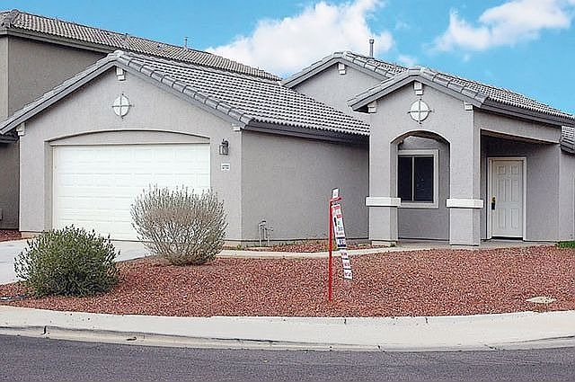 Desirable corner lot location