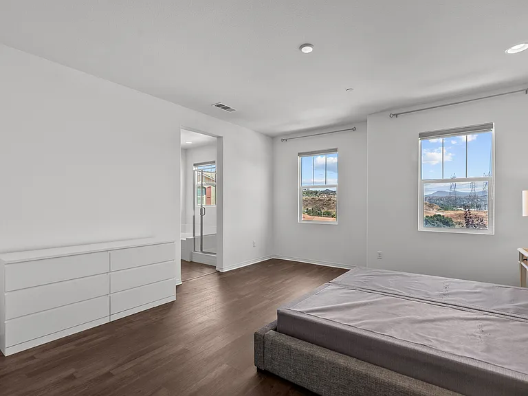 22034 Barrington Way — Photo 18