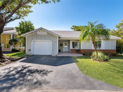 14594 SW 142 Court Cir S, Miami, FL, 33186